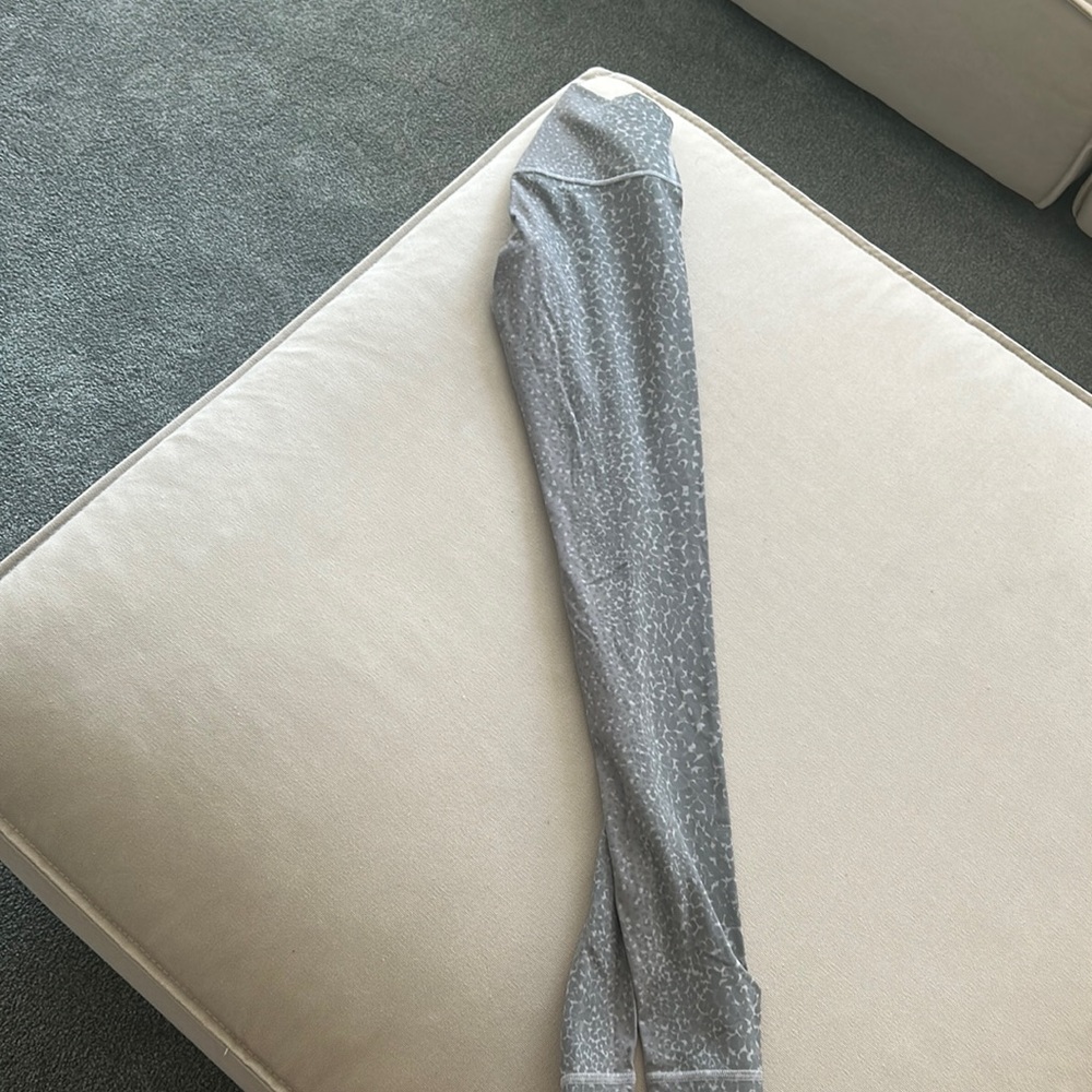 Lululemon capris- grey camo